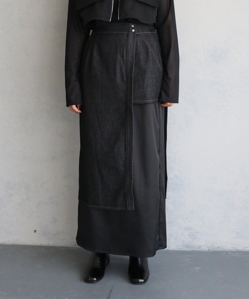 &g'aime(アンジェム)の「【&g’aime】サテンドッキングデニムスカート SATIN DOCKING DENIM SKIRT(デニムスカート・レディース・ブラック・FREE)」の2枚目の写真