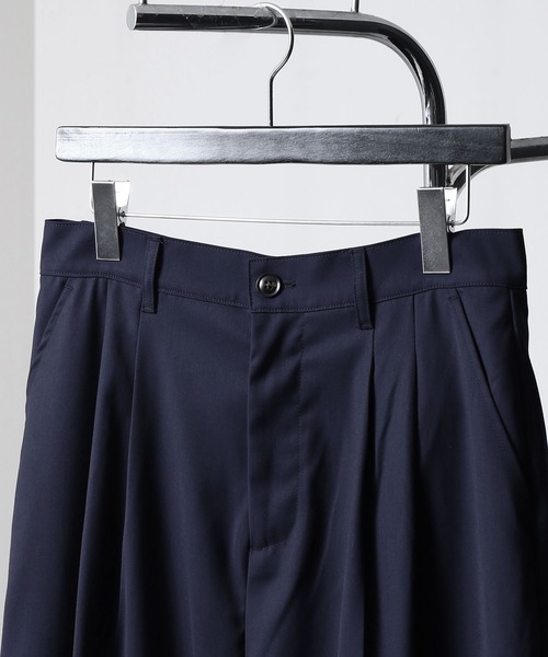 NILWAY（ニルウェイ）の「420g/m TR センタープレス ドレープ ワイド フレア袴パンツ/センタープレス トロミ ワイドスラックス【セットアップ対応】（スラックス・メンズ・ブラック/モスグリーン系/ホワイト/ネイビー/チャコール・SMALL/MEDIUM/LARGE）」の9枚目の写真