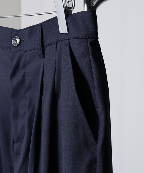 NILWAY（ニルウェイ）の「420g/m TR センタープレス ドレープ ワイド フレア袴パンツ/センタープレス トロミ ワイドスラックス【セットアップ対応】（スラックス・メンズ・ブラック/モスグリーン系/ホワイト/ネイビー/チャコール・SMALL/MEDIUM/LARGE）」の12枚目の写真
