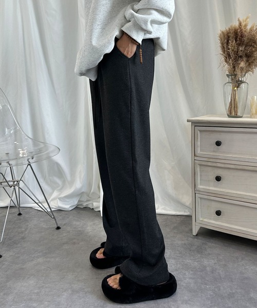 aimoha（アイモハ）の「リラックスワイドパンツ（スウェットパンツ・レディース・ダークグレー/ベージュ/ブラック・MEDIUM/LARGE/X-LARGE）」の10枚目の写真