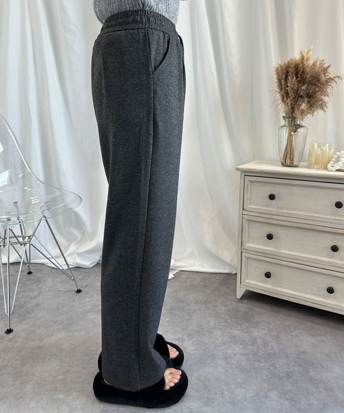 aimoha（アイモハ）の「リラックスワイドパンツ（スウェットパンツ・レディース・ダークグレー/ベージュ/ブラック・MEDIUM/LARGE/X-LARGE）」の18枚目の写真