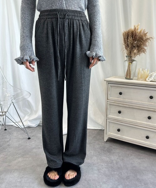 aimoha（アイモハ）の「リラックスワイドパンツ（スウェットパンツ・レディース・ダークグレー/ベージュ/ブラック・MEDIUM/LARGE/X-LARGE）」の17枚目の写真