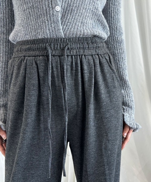 aimoha（アイモハ）の「リラックスワイドパンツ（スウェットパンツ・レディース・ダークグレー/ベージュ/ブラック・MEDIUM/LARGE/X-LARGE）」の20枚目の写真