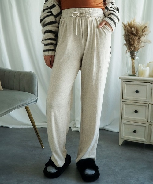 aimoha（アイモハ）の「リラックスワイドパンツ（スウェットパンツ・レディース・ダークグレー/ベージュ/ブラック・MEDIUM/LARGE/X-LARGE）」の6枚目の写真