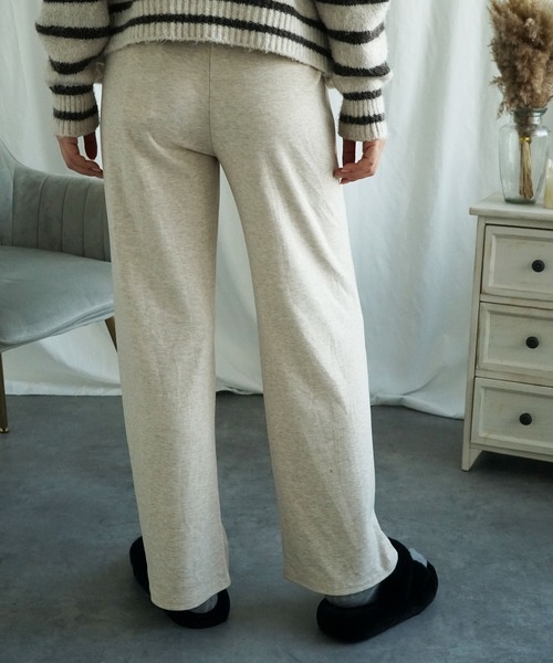 aimoha（アイモハ）の「リラックスワイドパンツ（スウェットパンツ・レディース・ダークグレー/ベージュ/ブラック・MEDIUM/LARGE/X-LARGE）」の7枚目の写真