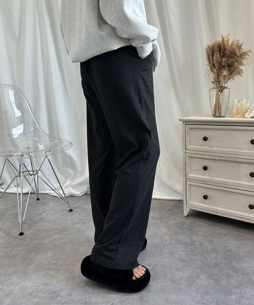 aimoha（アイモハ）の「リラックスワイドパンツ（スウェットパンツ・レディース・ダークグレー/ベージュ/ブラック・MEDIUM/LARGE/X-LARGE）」の8枚目の写真