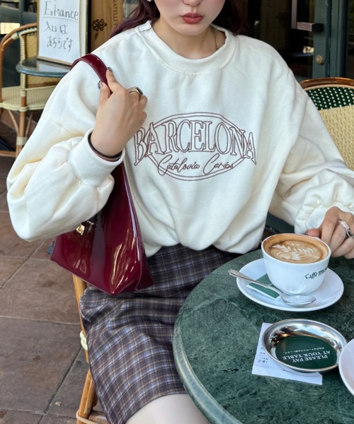 efill（エフィル）の「ロゴスウェット（スウェット・レディース・ベージュ・FREE）」の12枚目の写真