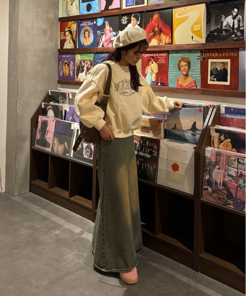 efill（エフィル）の「ロゴスウェット（スウェット・レディース・ベージュ・FREE）」の7枚目の写真