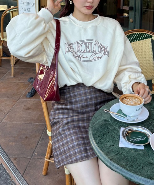 efill（エフィル）の「ロゴスウェット（スウェット・レディース・ベージュ・FREE）」の14枚目の写真