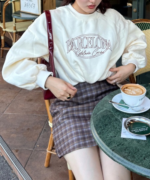 efill（エフィル）の「ロゴスウェット（スウェット・レディース・ベージュ・FREE）」の20枚目の写真