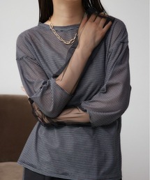 袖シアーカットソートップス