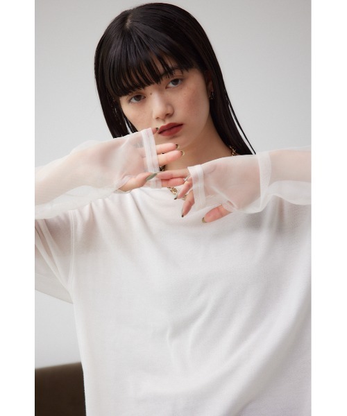 AZUL by moussy（アズールバイマウジー）の「袖シアーカットソートップス（Tシャツ/カットソー・レディース・ブラック/スモークピンク/ブラック系その他/グレー/ホワイト・FREE）」の6枚目の写真
