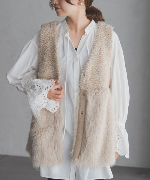 IENA（イエナ）の「RITTO/リット ROOP FUR VEST ベスト 202490-FT（ベスト・レディース・ブラック/ベージュ・FREE）」の2枚目の写真