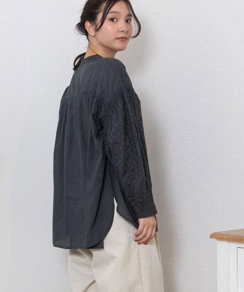 POU DOU DOU(プードゥドゥ)の「<made in INDIA>エンブロイダリースリーブブラウス(シャツ/ブラウス・レディース・ダークグレー/ラベンダー/キナリ・M)」の13枚目の写真