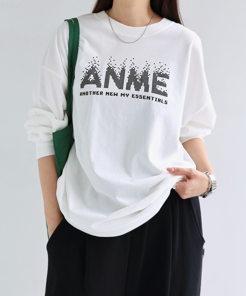 ANME(アンメ)の「ANMEピクセルロゴプリント長袖Tシャツ(Tシャツ/カットソー・レディース・オートミール/ブラック系/オフホワイト/ブラック系その他・M/L)」の1枚目の写真