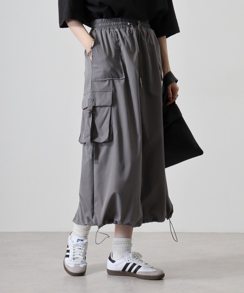 FUNALIVE（ファンアライブ）の「.works 合繊バルーンカーゴスカート（スカート・レディース・ブラック/ダークグレー/グレー・M）」の6枚目の写真