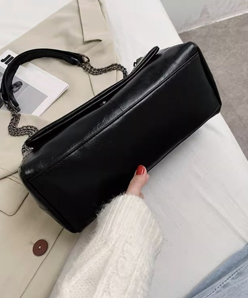 Miniministore(ミニミニストア)の「レトロ風バッグ ショルダーバッグ 韓国風(ショルダーバッグ・レディース・ブラック・FREE)」の2枚目の写真