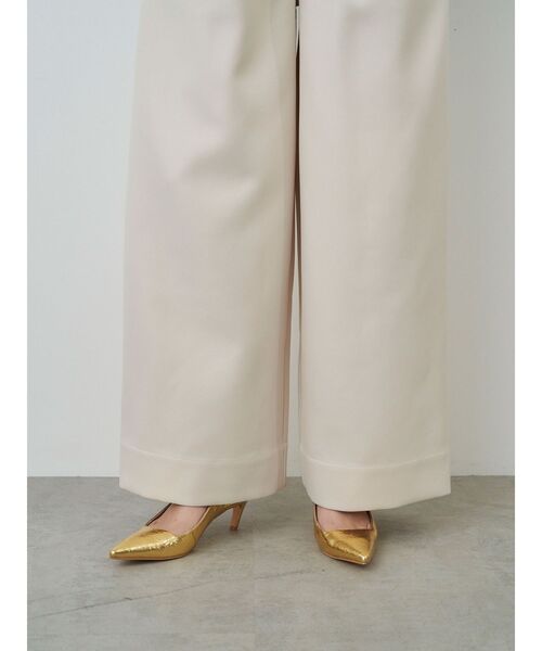 ELENDEEK(エレンディーク)の「タックワイドレッグパンツ(その他パンツ・レディース・ブラック/オフホワイト/ベージュ・01/02)」の11枚目の写真