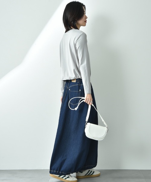 INTERPLANET（インタープラネット）の「ドロストコクーンデニムスカート（デニムスカート・レディース・ブルー/サックスブルー・FREE）」の15枚目の写真