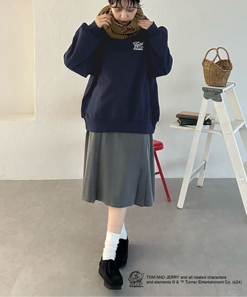 kutir（クティール）の「【トムとジェリー/Tom and Jerry】バックデザインスウェット】（スウェット・レディース・杢グレー/オフホワイト/ネイビー・FREE）」の13枚目の写真