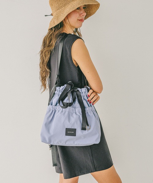 BAYFLOW（ベイフロー）の「3WAY撥水アジャスタートート（トートバッグ・レディース・ブルーグレー/アイボリー/ブラック・FREE）」の8枚目の写真