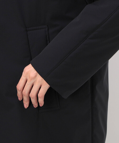 Gabardine K.T(ギャバジンケーティー)の「アクティブストレッチタフタ 中綿入りステンカラーコート(ステンカラーコート・レディース・カーキ・9号)」の8枚目の写真