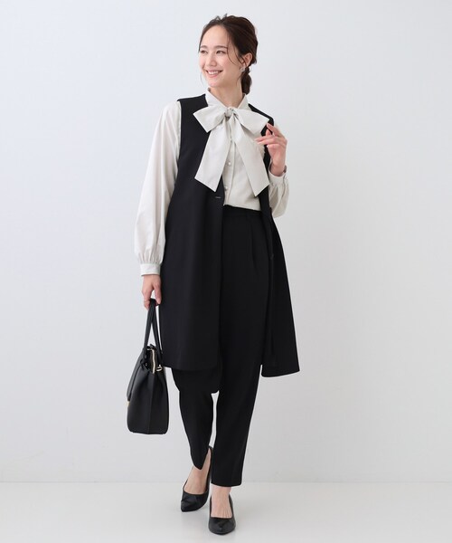 DRESKIP（ドレスキップ）の「【S-LL】お顔回りを華やかに リボンタイブラウス（シャツ/ブラウス・レディース・ライトグレー/ライトブルー/オフホワイト・04/03/02/01）」の11枚目の写真