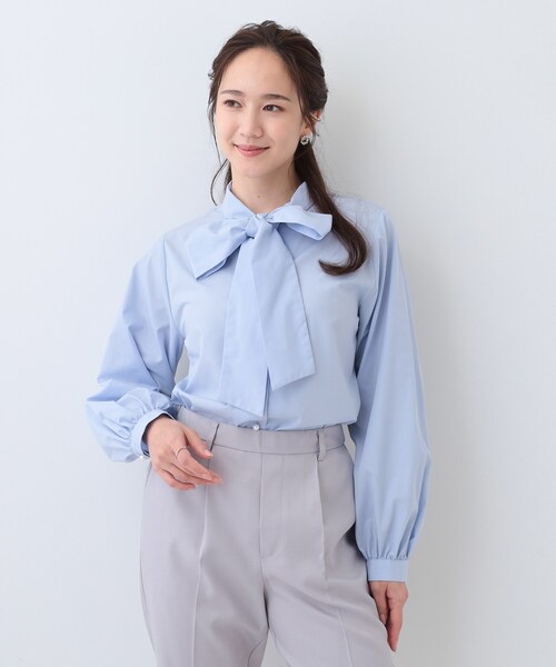 DRESKIP（ドレスキップ）の「【S-LL】お顔回りを華やかに リボンタイブラウス（シャツ/ブラウス・レディース・ライトグレー/ライトブルー/オフホワイト・04/03/02/01）」の13枚目の写真