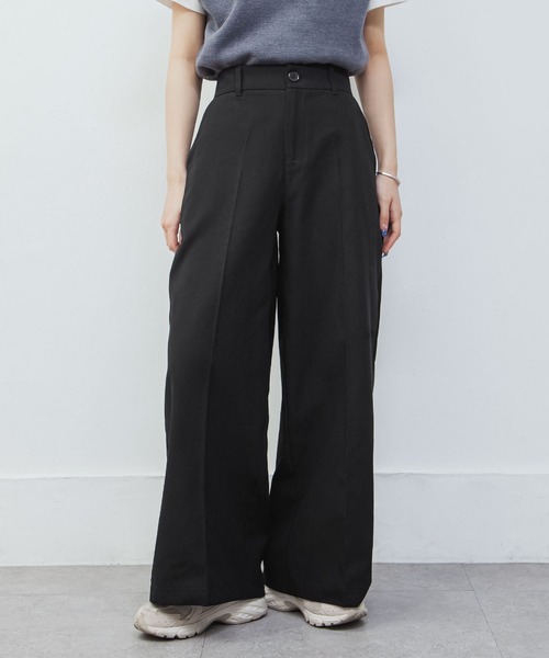 Chillfar(チルファー)の「ワイドチノパンツ(チノパンツ・レディース・ベージュ/ネイビー/ブラック/カーキ/アイボリー・LARGE/MEDIUM)」の1枚目の写真