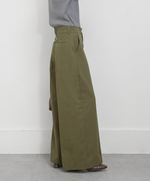 Chillfar(チルファー)の「ワイドチノパンツ(チノパンツ・レディース・ベージュ/ネイビー/ブラック/カーキ/アイボリー・LARGE/MEDIUM)」の8枚目の写真