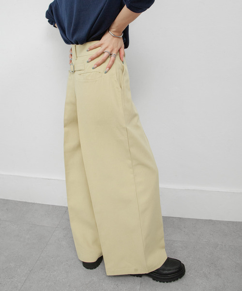 Chillfar(チルファー)の「ワイドチノパンツ(チノパンツ・レディース・ベージュ/ネイビー/ブラック/カーキ/アイボリー・LARGE/MEDIUM)」の19枚目の写真