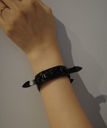 TOGA TOO CONCHO BELT BANGLE トーガ　ブレスレット TOGA TOO（トーガトゥ）の「TOGA TOO Concho belt bangle