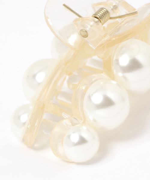 studio CLIP(スタディオクリップ)の「パールバンス(バレッタ/ヘアクリップ・レディース・ホワイト・FREE)」の4枚目の写真