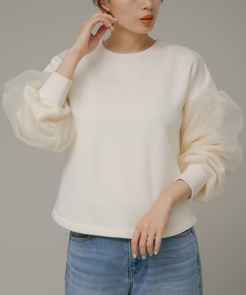 URBAN RESEARCH Sonny Label（アーバンリサーチサニーレーベル）の「オーガンジースリーブ裏起毛スウェット（スウェット・レディース・ベージュ系その他/グレー/オフホワイト・FREE）」の2枚目の写真