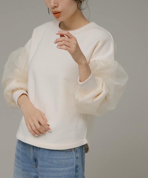 URBAN RESEARCH Sonny Label（アーバンリサーチサニーレーベル）の「オーガンジースリーブ裏起毛スウェット（スウェット・レディース・ベージュ系その他/グレー/オフホワイト・FREE）」の10枚目の写真