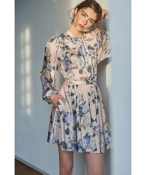 Estella.K(エステラケー)の「Rosabelle Dress フラワーフレアーミニドレス(ワンピース・レディース・ホワイト系/ベージュ系・FREE)」の5枚目の写真