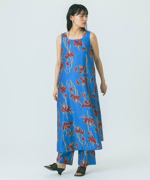 ROSE BUD(ローズバッド)の「FLOWER PRINT DRESS(ワンピース・レディース・オレンジ/ブラウン/ブルー・ONE SIZE)」の11枚目の写真