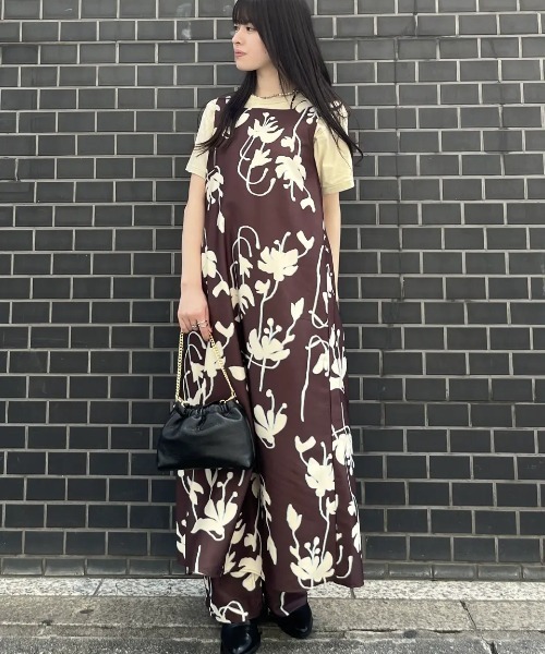 ROSE BUD(ローズバッド)の「FLOWER PRINT DRESS(ワンピース・レディース・オレンジ/ブラウン/ブルー・ONE SIZE)」の17枚目の写真