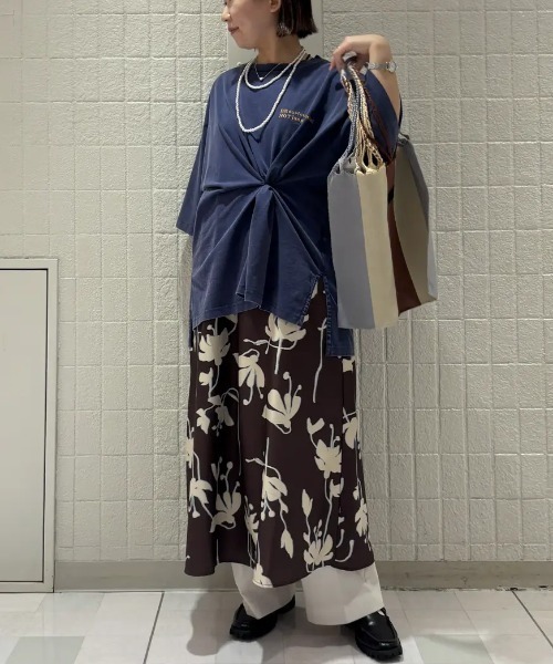 ROSE BUD(ローズバッド)の「FLOWER PRINT DRESS(ワンピース・レディース・オレンジ/ブラウン/ブルー・ONE SIZE)」の18枚目の写真