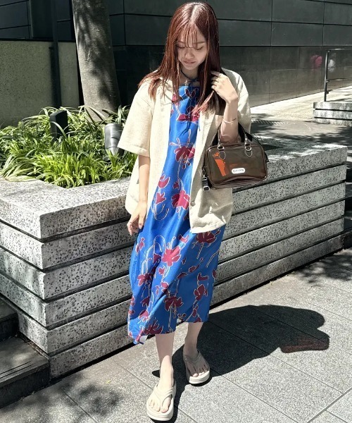 ROSE BUD(ローズバッド)の「FLOWER PRINT DRESS(ワンピース・レディース・オレンジ/ブラウン/ブルー・ONE SIZE)」の19枚目の写真