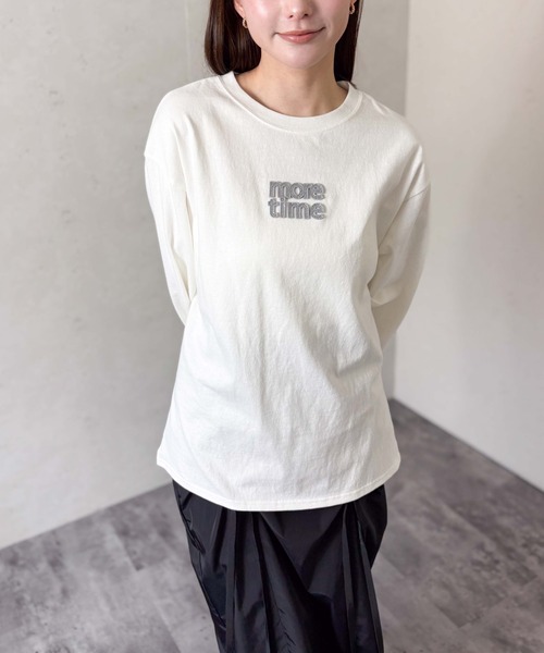 Per sist ence(パーシエンス)の「天竺ロゴワッペンロンT(Tシャツ/カットソー・レディース・チャコールグレー/ブラック/オフホワイト/ブルー・FREE)」の7枚目の写真
