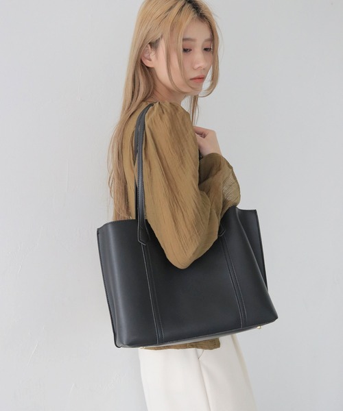 CLEIO（クレイオ）の「【CLEIO】A4サイズ対応ショルダーバッグ（ショルダーバッグ・レディース・ブラック/ライトベージュ・FREE）」の6枚目の写真