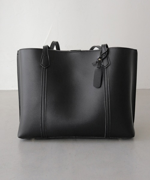 CLEIO（クレイオ）の「【CLEIO】A4サイズ対応ショルダーバッグ（ショルダーバッグ・レディース・ブラック/ライトベージュ・FREE）」の14枚目の写真