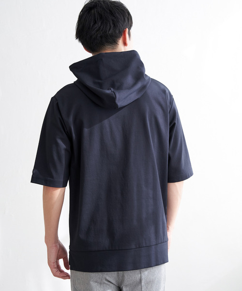 ikka(イッカ)の「【接触冷感/抗菌防臭】GOKU楽セイケツ5分袖パーカ(パーカー・メンズ・グレー/ネイビー/エメラルドブルー/グリーン/ホワイト・XL/L/M/S)」の18枚目の写真