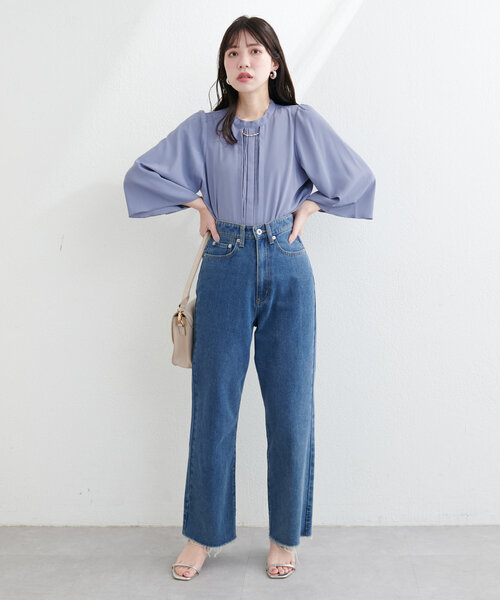 natural couture(ナチュラルクチュール)の「メタルチャーム付き7分袖ブラウス(シャツ/ブラウス・レディース・ブルー/オフホワイト/グレー/ネイビー・FREE)」の20枚目の写真