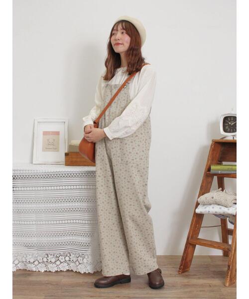 Samansa Mos2（サマンサ モスモス）の「デニム/花柄アソートサロペットパンツ（その他パンツ・レディース・ブルー/ブラック/グレー/クリーム・F）」の17枚目の写真