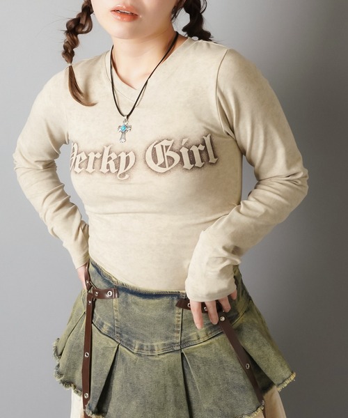 SPINNS（スピンズ）の「長袖カットソー/ロンT/PERKY（Tシャツ/カットソー・レディース・カーキ/アイボリー/チャコール/ブラウン・ONESIZE）」の2枚目の写真