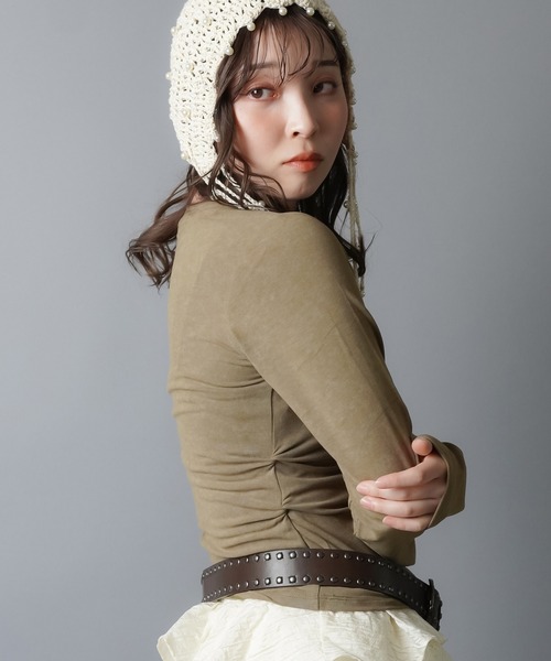 SPINNS（スピンズ）の「長袖カットソー/ロンT/PERKY（Tシャツ/カットソー・レディース・カーキ/アイボリー/チャコール/ブラウン・ONESIZE）」の16枚目の写真