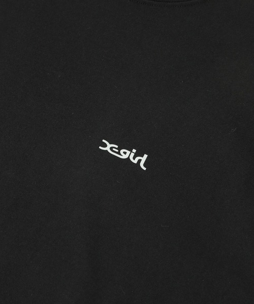 X-girl（エックスガール）の「REPEAT MILLS LOGO S/S TEE（Tシャツ/カットソー・レディース・ホワイト/ブラック/ベージュ・L/S/M）」の8枚目の写真