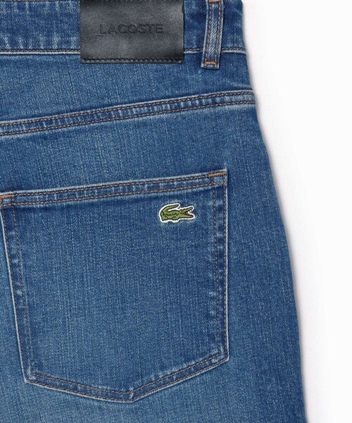 LACOSTE（ラコステ）の「スリムフィットデニムパンツ（デニムパンツ・メンズ・ブラック/インディゴブルー/ライトインディゴブルー/ダークインディゴブルー・30/31/32/33）」の21枚目の写真